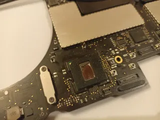 Placa Mãe Apple MacBook A1707 (2017) motherboard