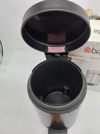 Brabantia Cubo de basura con pedal, Negro Mate, 3 l