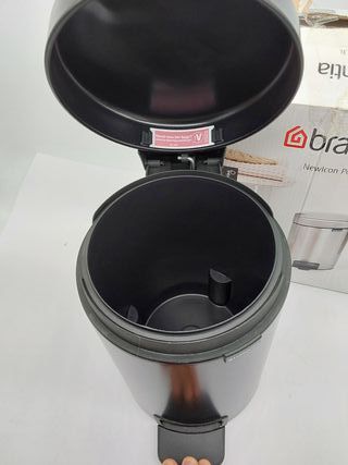 Brabantia Cubo de basura con pedal, Negro Mate, 3 l