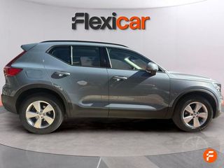 Volvo XC40 1.5 T2 Momentum Pro