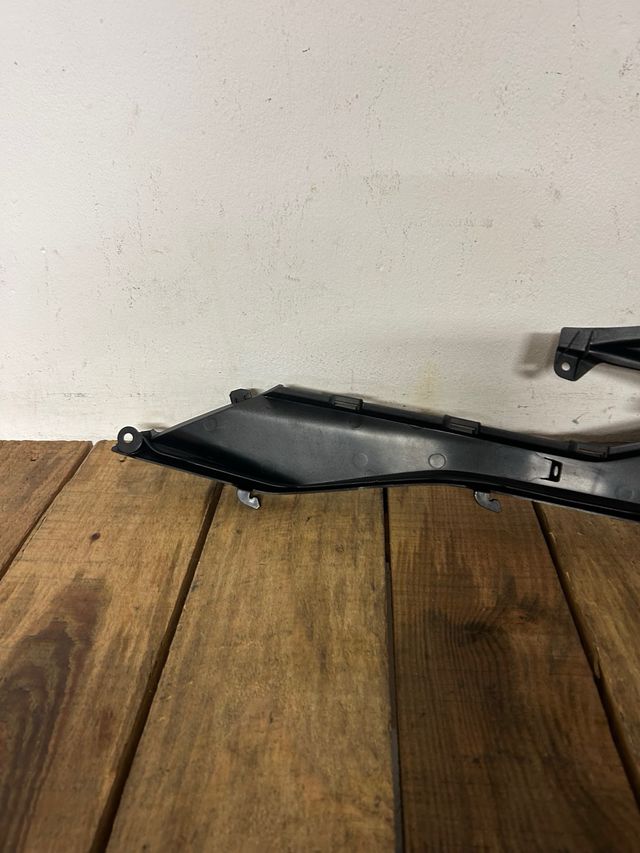 Carenado Lateral Honda Forza 125 2021