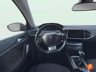 Peugeot 308 5p Style PureTech 130 S&S 6 Vel. MAN
