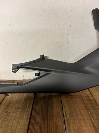 Carenado Lateral Honda Forza 125 2021