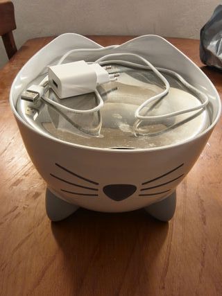 Catit Pixi Bebedero fuente de acero inoxidable para Gatos, 2.5 l, Blanca