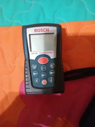 Medidor Láser Bosch DLE 50 Professional