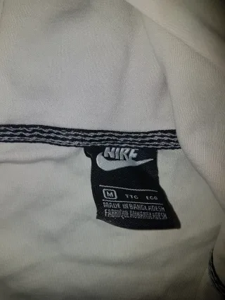 Chaqueta blanca con cremallera talla S