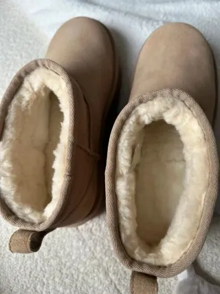 Botas UGG Talla 40 Marrones