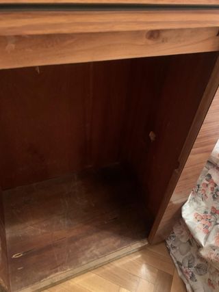 Mueble madera para máquina de coser