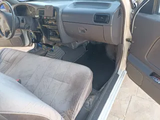 Nissan Pick-up 1999