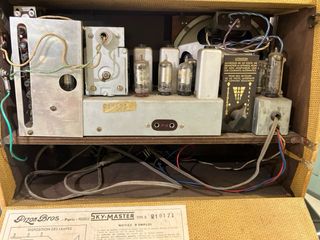 Radio Pizon Bros SKY-MASTER antigua