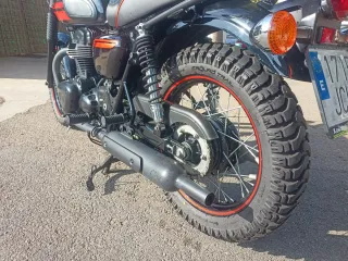 Kawasaki W800 A2