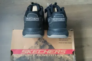 SKECHERS - talla 42