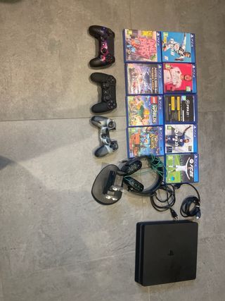 PS4 (PlayStation 4) + 2 Mandos + Juegos