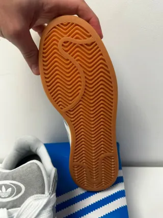 Adidas Campus Gris/Blanco Talla 40