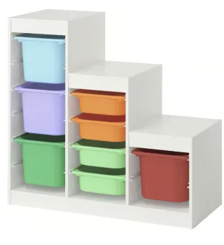 Escritorio blanco  y mueble organizado