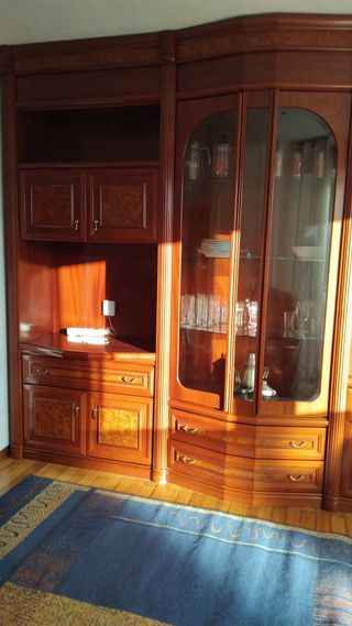 Mueble de salón laminado en haya-costo 3600€