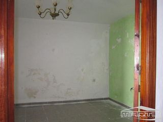 Casa adosada en venta en Baena