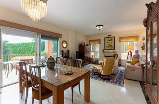 Chalet en venta en El Faro de Calaburra - Chaparral en Mijas