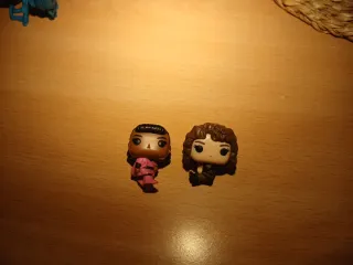 Figuras Kinder Joy Erica y Nancy