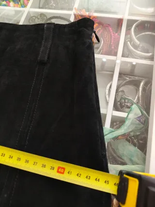 Falda Zara Cuero Negra Talla S