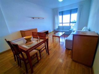 Piso en alquiler en Santa Catalina - Canteras en Palmas de Gran Canaria(Las)