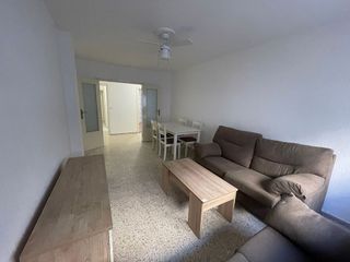 Piso en alquiler en Santa Rosa - Valdeolleros en Córdoba