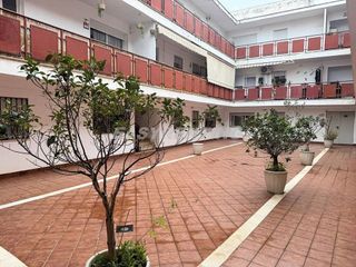 Piso en alquiler en La Línea de la Concepción ciudad en Línea de la Concepción (La)