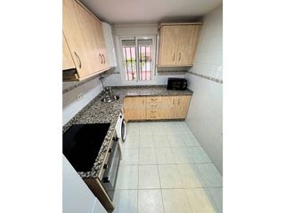 Piso en alquiler en La Línea de la Concepción ciudad en Línea de la Concepción (La)