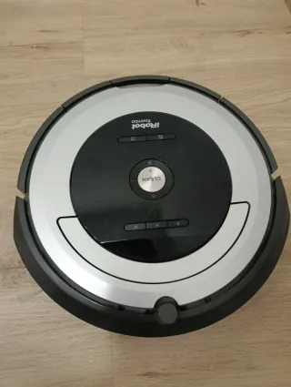 Robot Aspirador iRobot Roomba 680