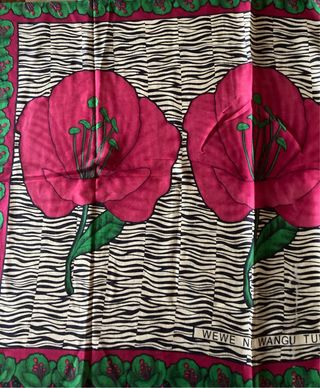 Foulard estampado flores rosa y verde
