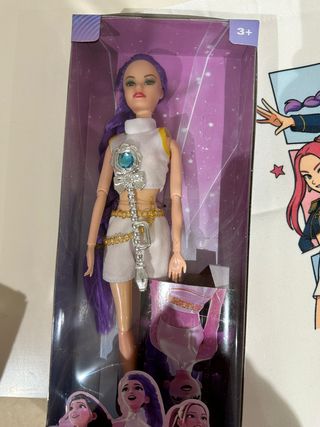 Pack Muñeca K-Pop Rumi + accesorios