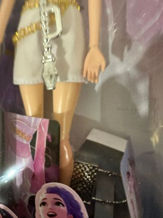 Pack Muñeca K-Pop Rumi + accesorios