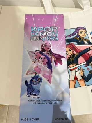 Pack Muñeca K-Pop Rumi + accesorios