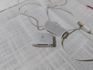 Apple iPod Shuffle Plata leer descripción