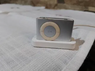 Apple iPod Shuffle Plata leer descripción