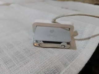 Apple iPod Shuffle Plata leer descripción