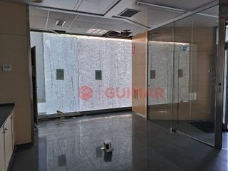 Local comercial en venta en Can Bou en Castelldefels