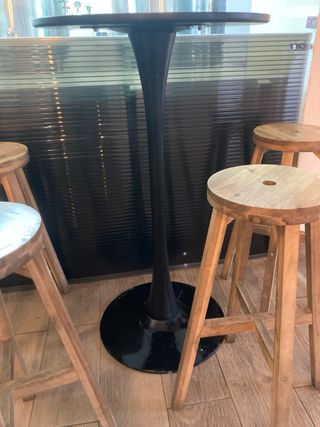 6 taburetes de madera