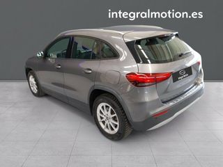 Mercedes GLA 180 d Business