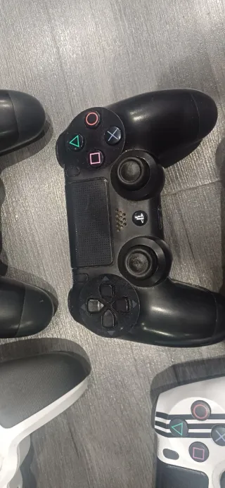 Mandos PS4 (PlayStation 4) Negro y blanco