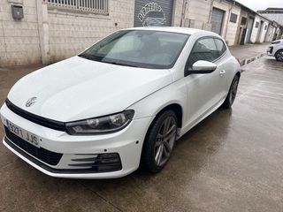 Volkswagen Scirocco 2015 solo hasta 10/01 11500€