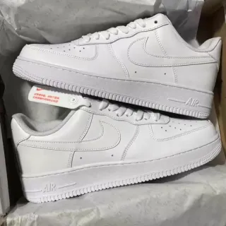 Nike Air Force 1 Talla 44 Blancas