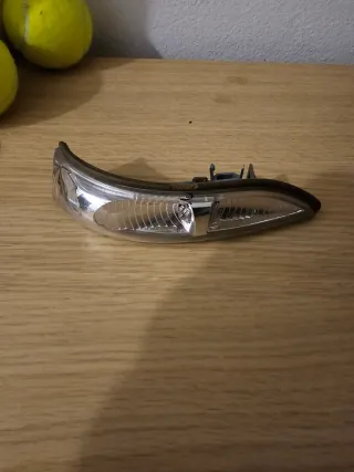 Intermitente Izquierdo Mercedes Clase A