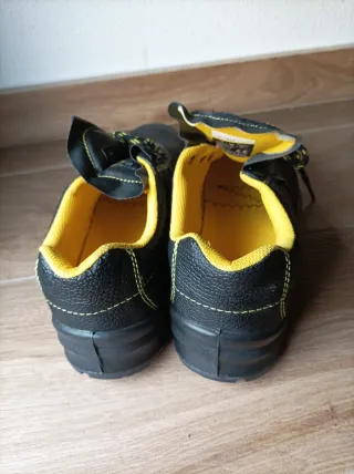 Zapatos de seguridad FORLI negros y amarillos