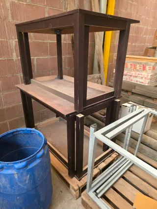 Mesas de oficina madera y metal