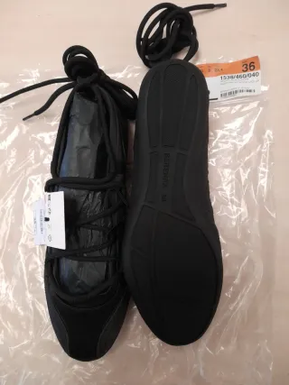 Bailarinas deportivas Bershka atadas talla 36