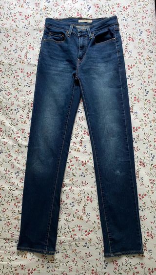 Levi's 724 High Rise Straight Talla 27