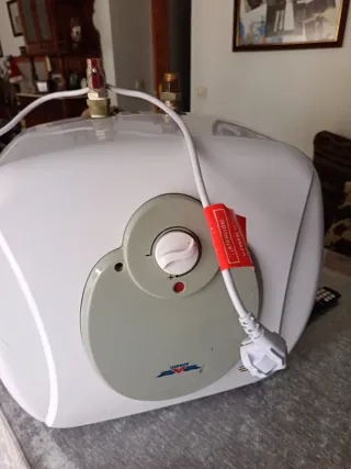 Calentador eléctrico paso casi nuevo