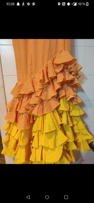 Traje Flamenca Hecho a Medida Naranja/Amarillo