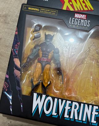 Marvel Legends Wolverine Brood Figura Acción